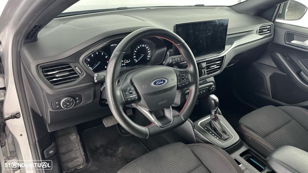Ford Focus SW 1.0 EcoBoost MHEV ST-Line Aut. - 18