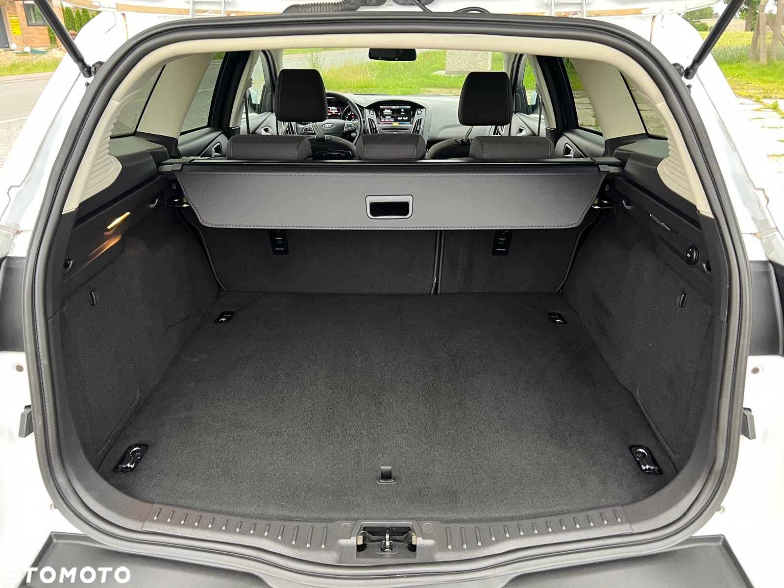Ford Focus - 9