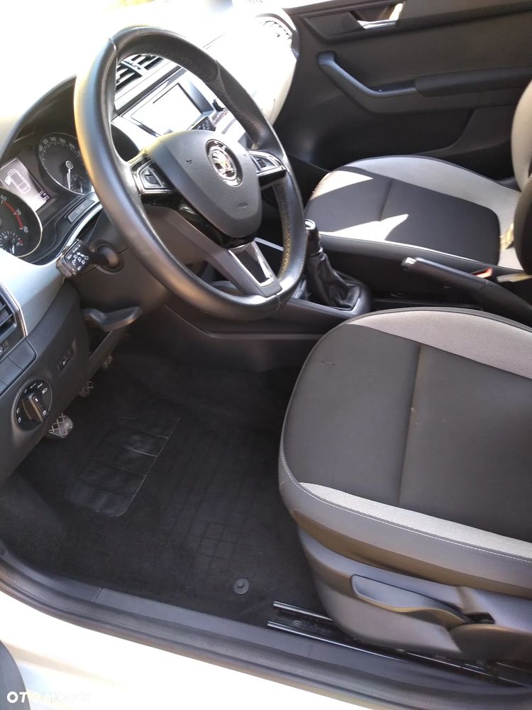 Skoda Fabia 1.0 TSI Ambition - 25