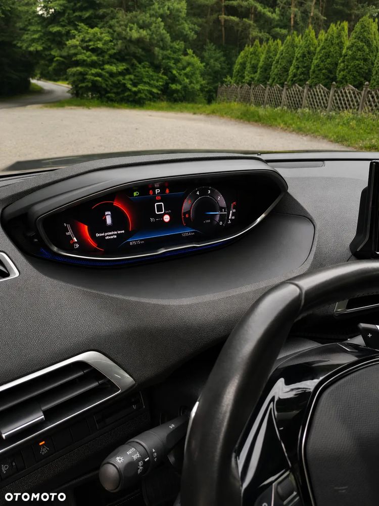 Peugeot 3008 1.5 BlueHDi Active Pack S&S EAT8 - 29
