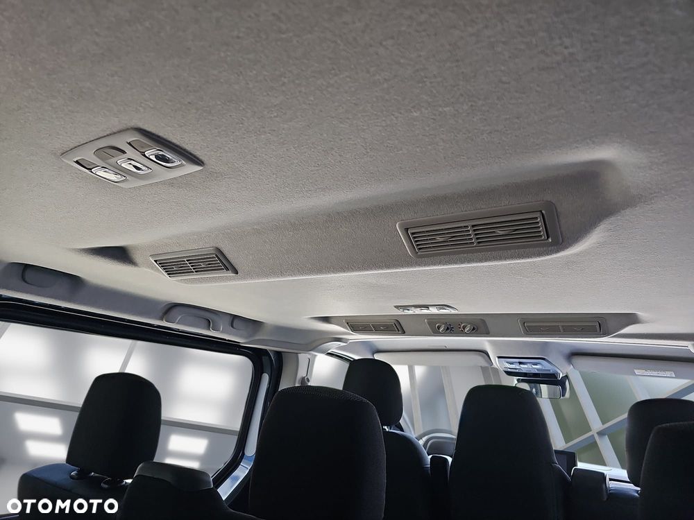 Renault Trafic - 15