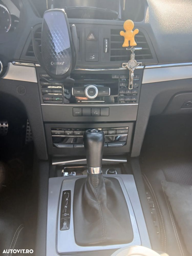 Mercedes-Benz E - 22