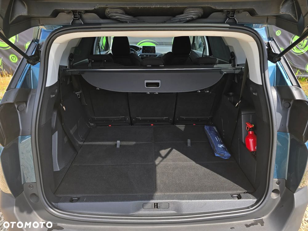 Peugeot 5008 - 19