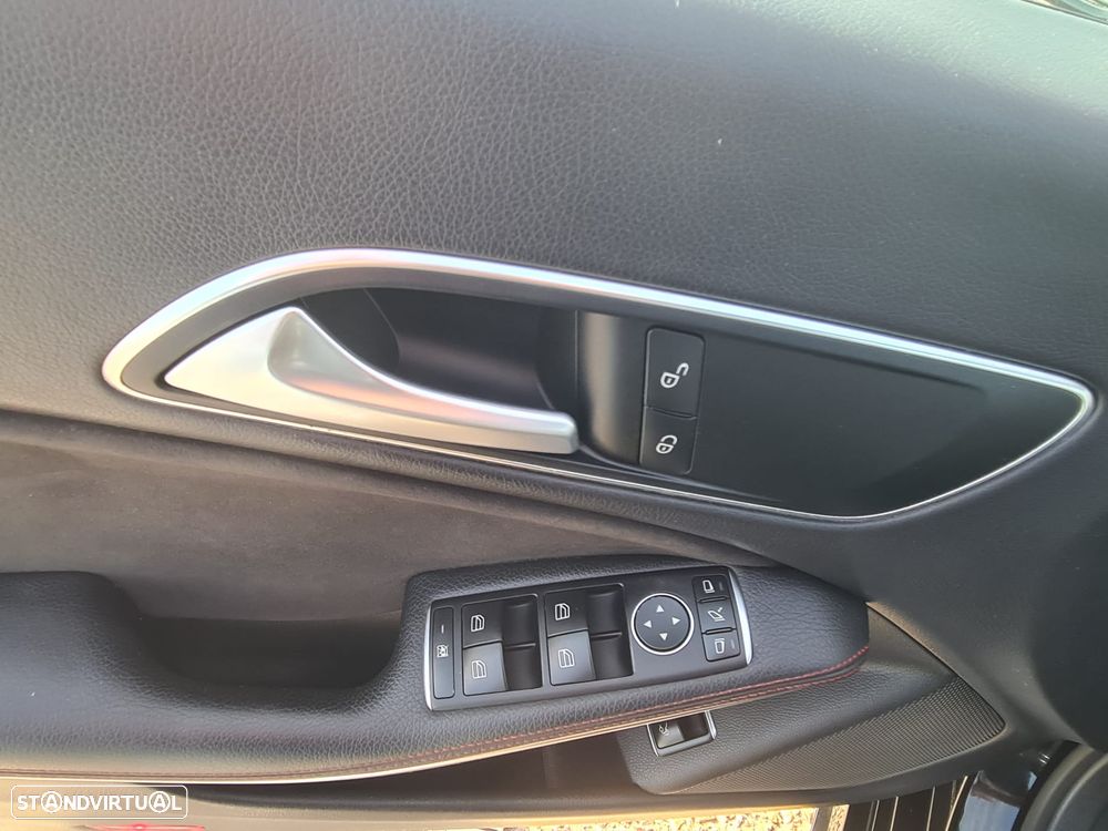 Mercedes-Benz CLA 220 d 4Matic 7G-DCT AMG Line - 9
