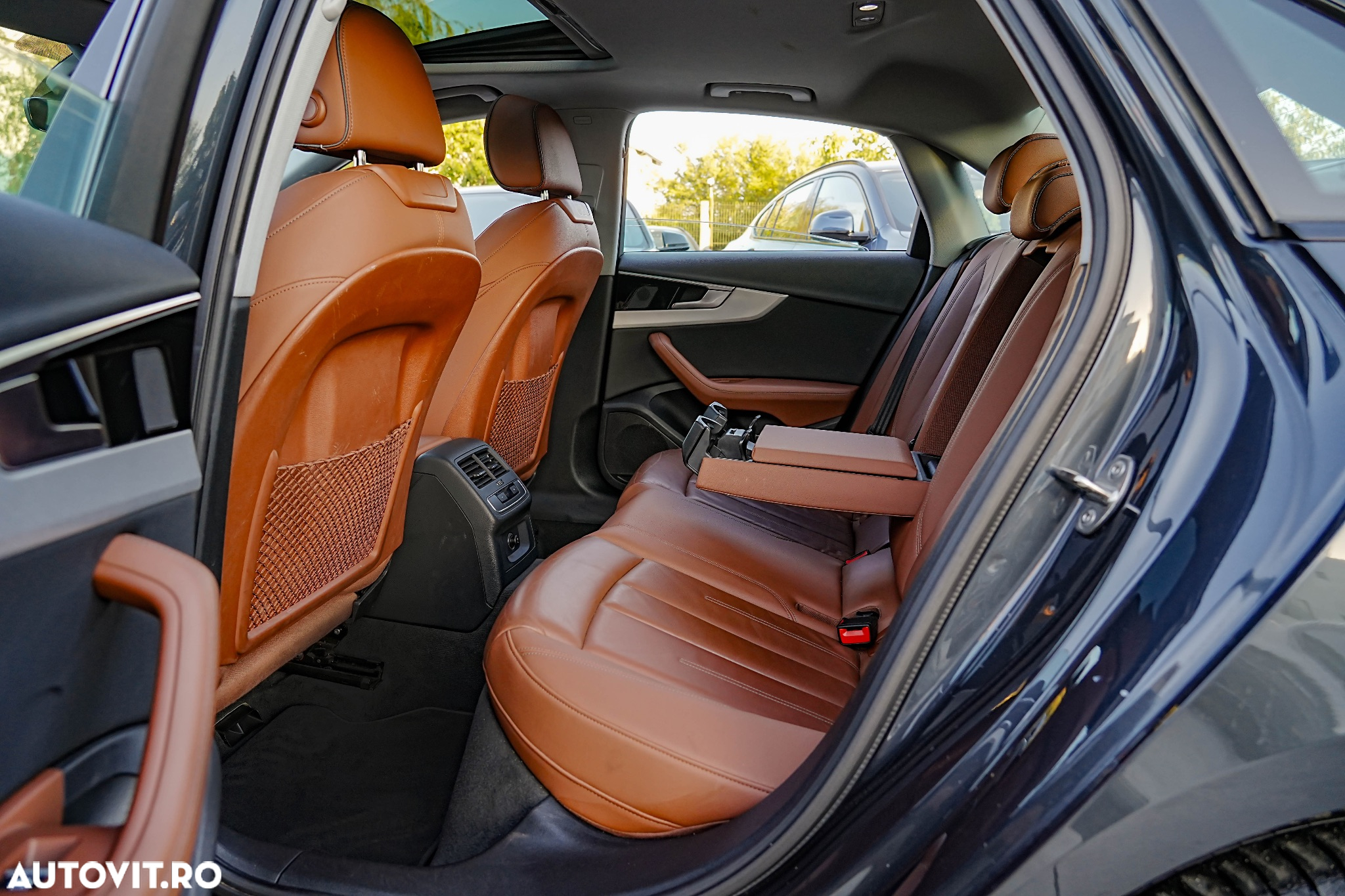 Audi A4 40 TFSI S tronic design - 13
