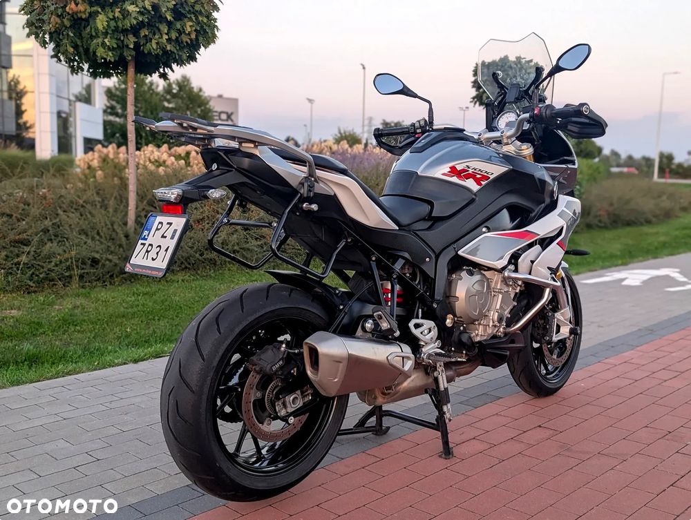 BMW XR - 26