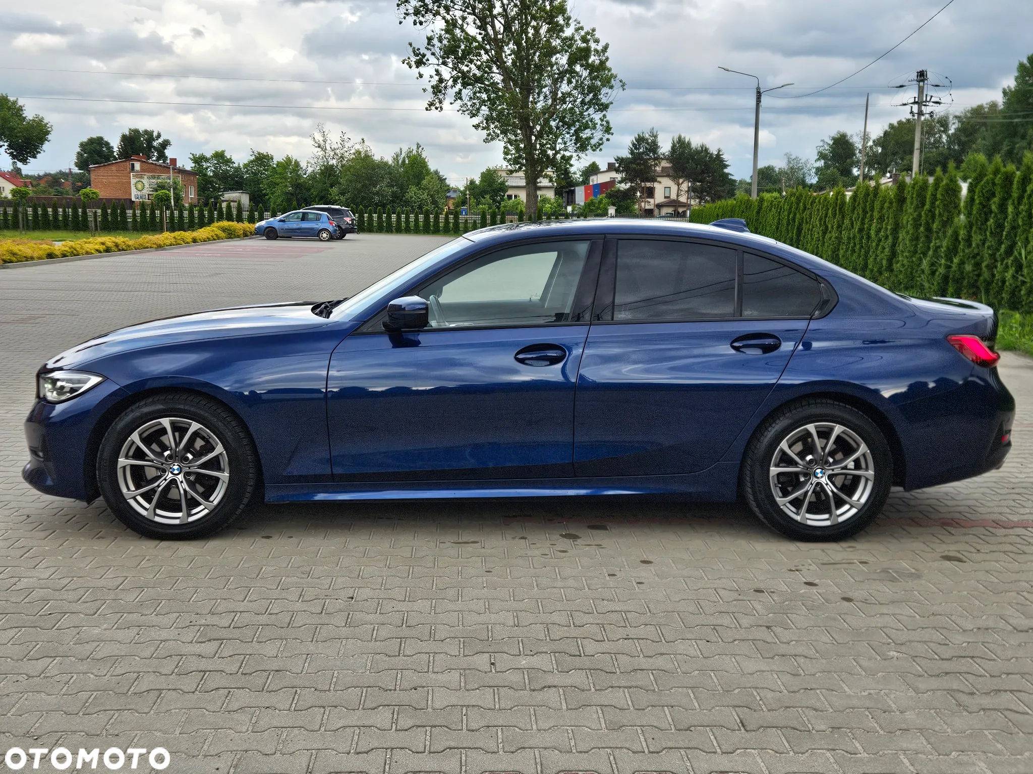 BMW Seria 3 320d Sport Line Shadow sport - 21