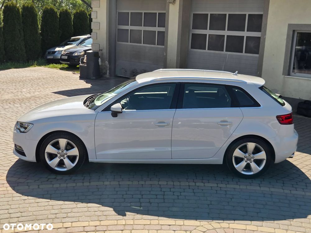Audi A3 Sportback 2.0 TDI Ambiente - 8