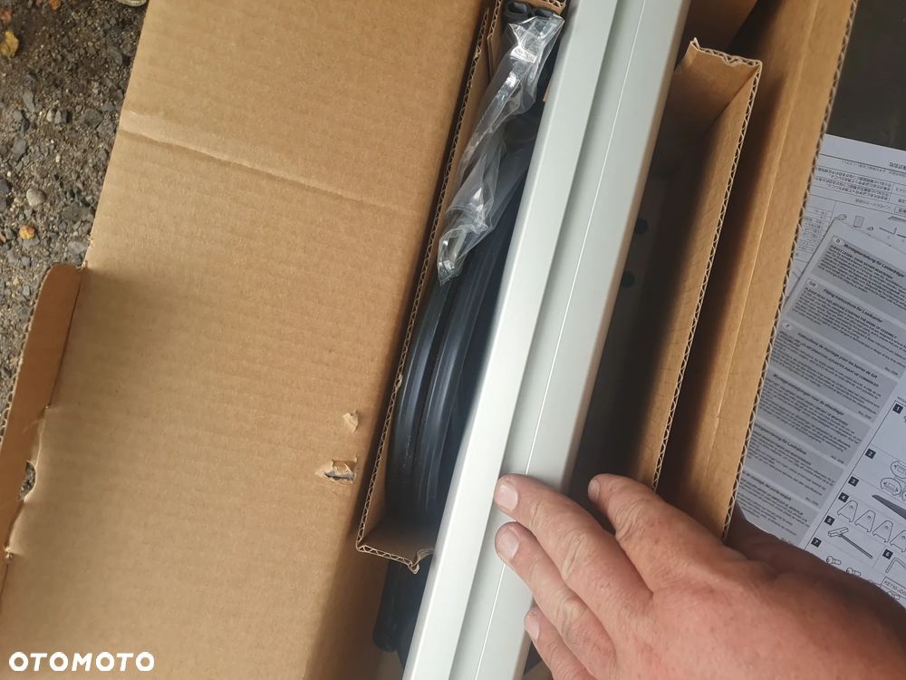 bagażnik dachowy Nissan Qashqai I J10 KE730-JD010 Podstawowy aluminiowy bagażnik dachowy bez relingów Nissan Qashqai J10 - 5