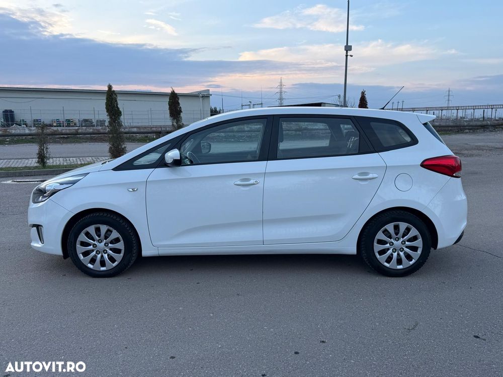 Kia Carens 1.7 CRDi Vision - 9