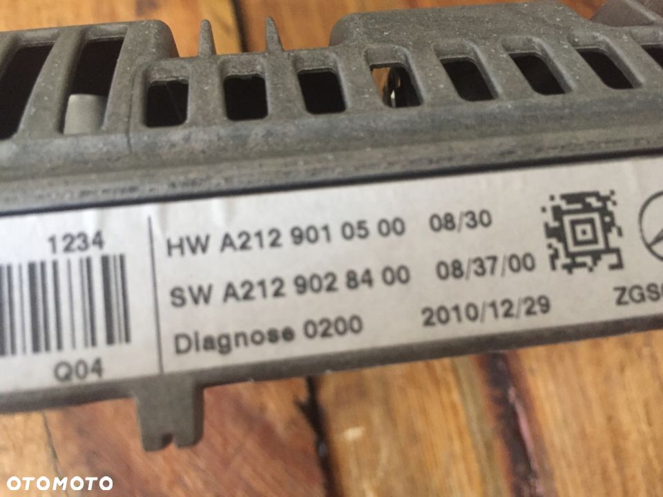 MERCEDES 218 212 radio kpl. A 2189002401 - 3