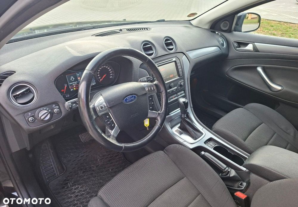 Ford Mondeo - 20