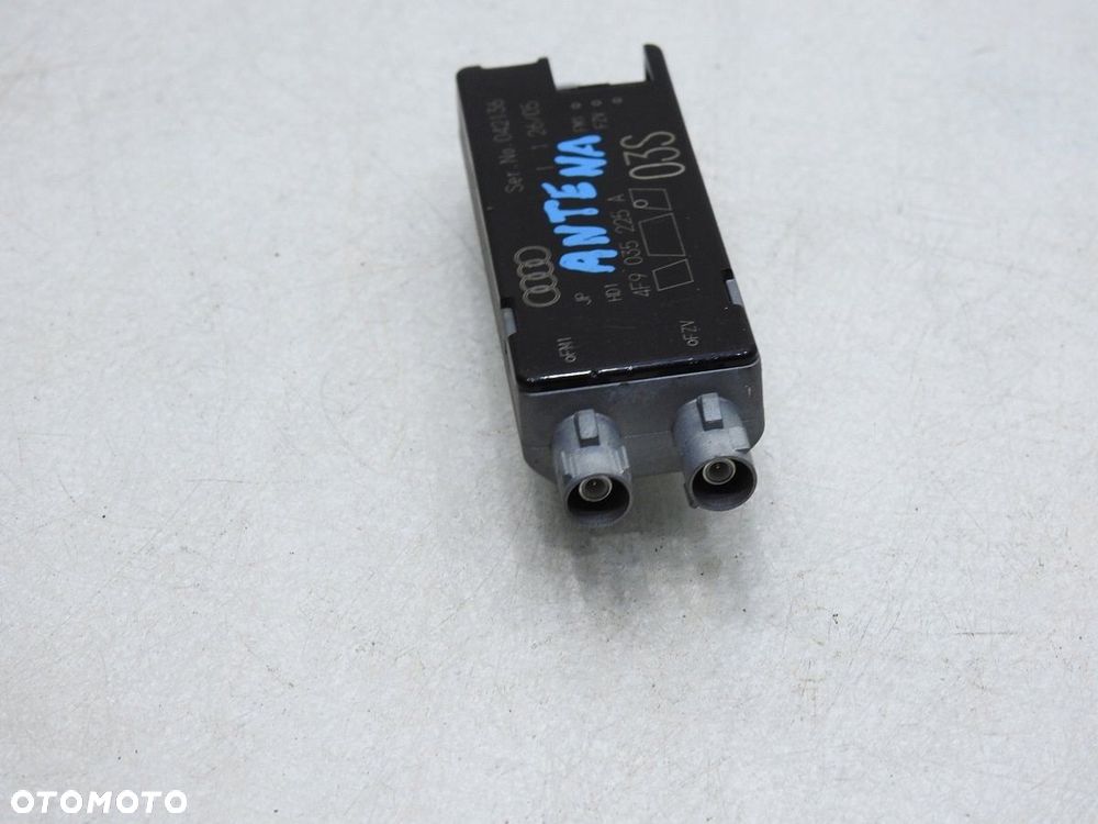 WZMACNIACZ ANTENY AUDI A6 C6 AVANT 4F9035225A - 5