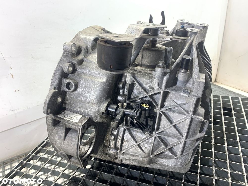 SKRZYNIA BIEGÓW  MERCEDES-BENZ KLASA A (W176) 2012 - 2018 A 180 (176.042) 90 kW [122 KM] benzyna - 2