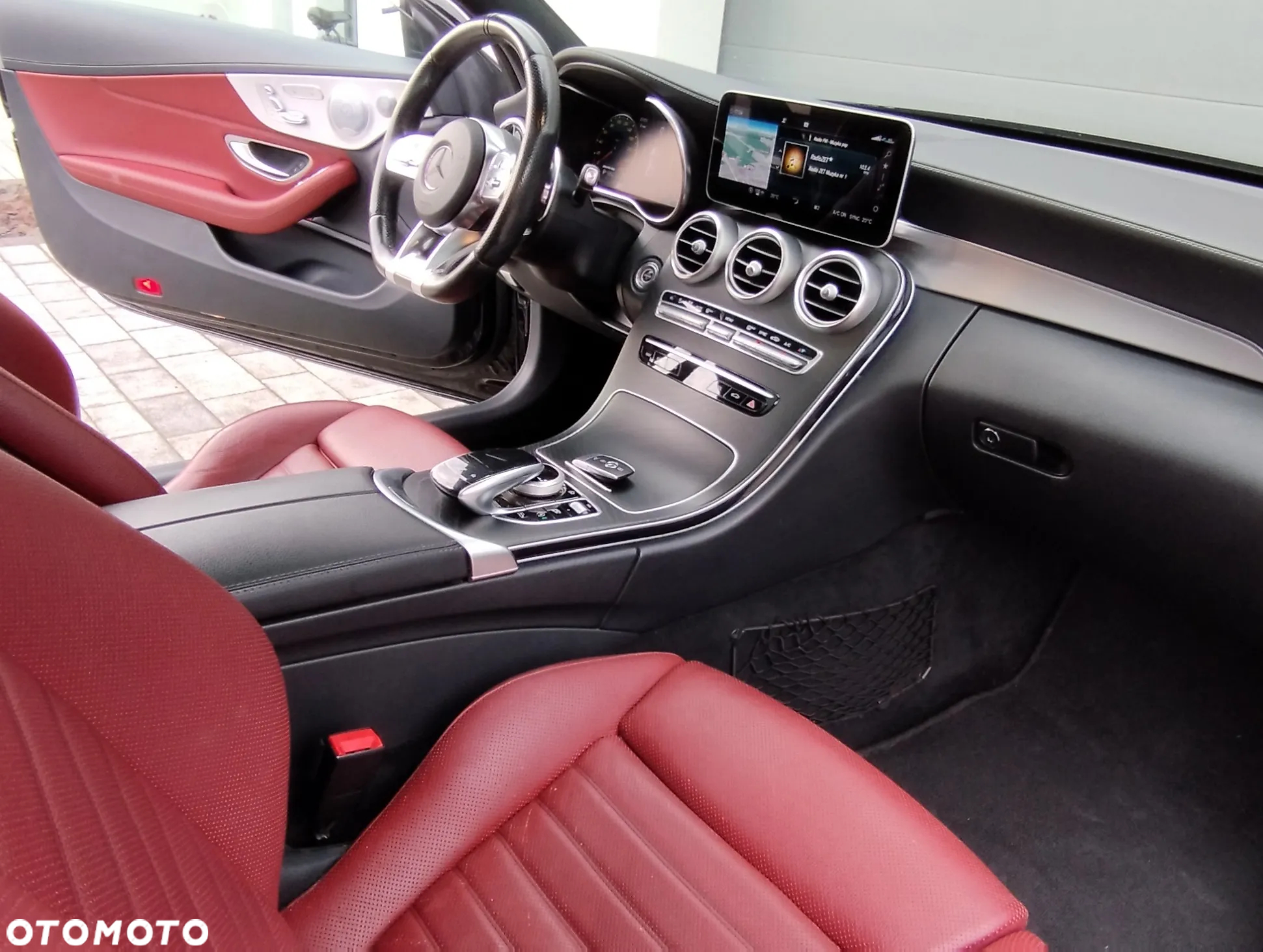 Mercedes-Benz Klasa C 43 AMG 4MATIC - 26