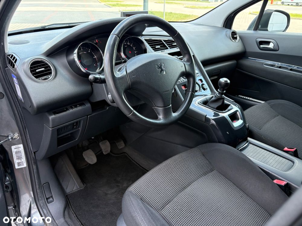 Peugeot 5008 HDI FAP 110 Platinum - 12