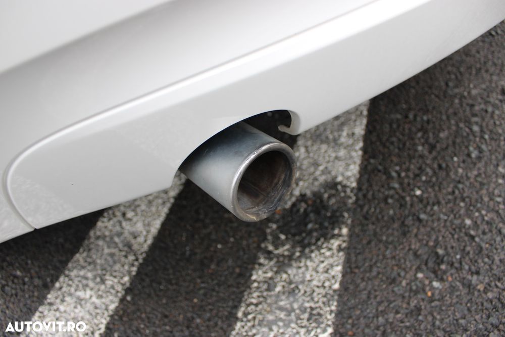 BMW Seria 1 118d DPF Aut. Edition Lifestyle - 19