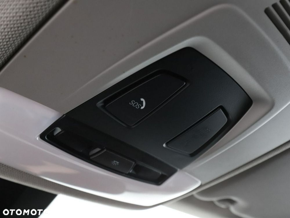 BMW Seria 3 318d Advantage - 35