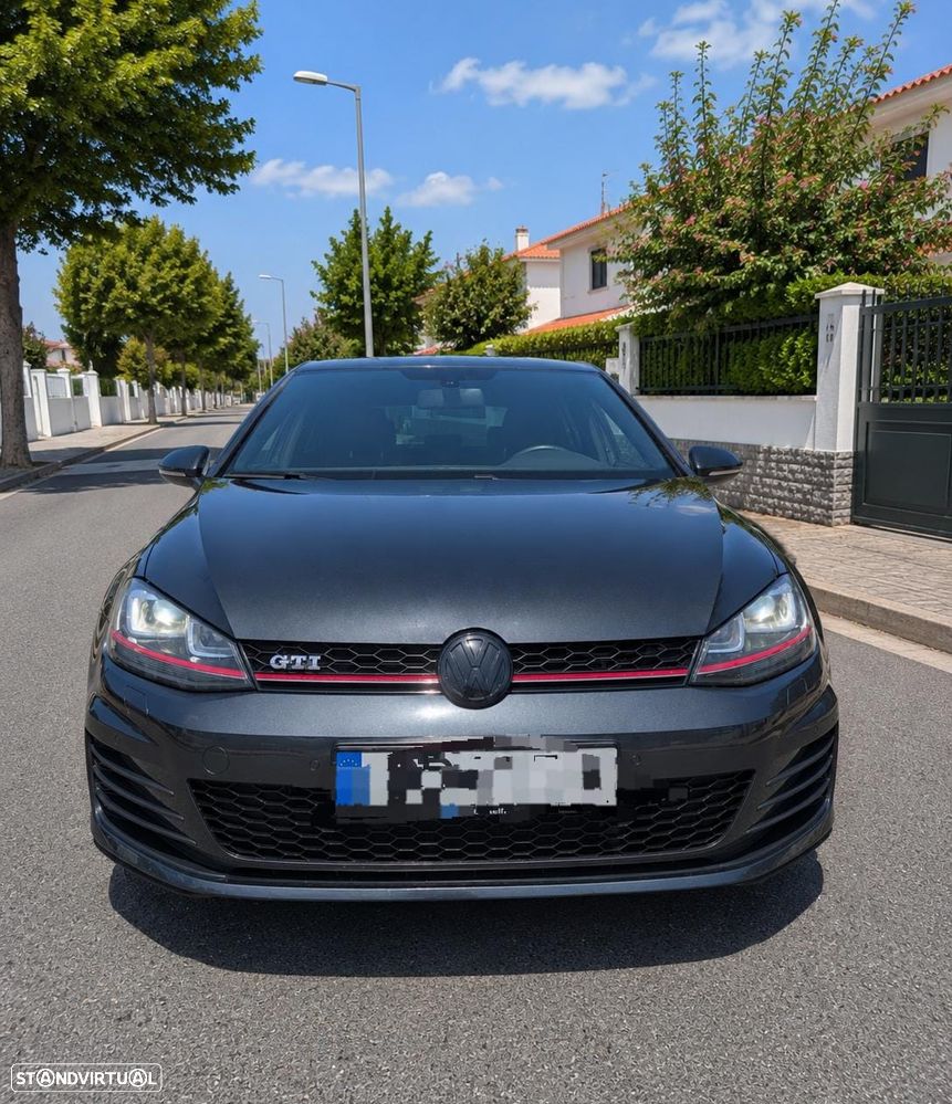 VW Golf GTI BlueMotion - 2