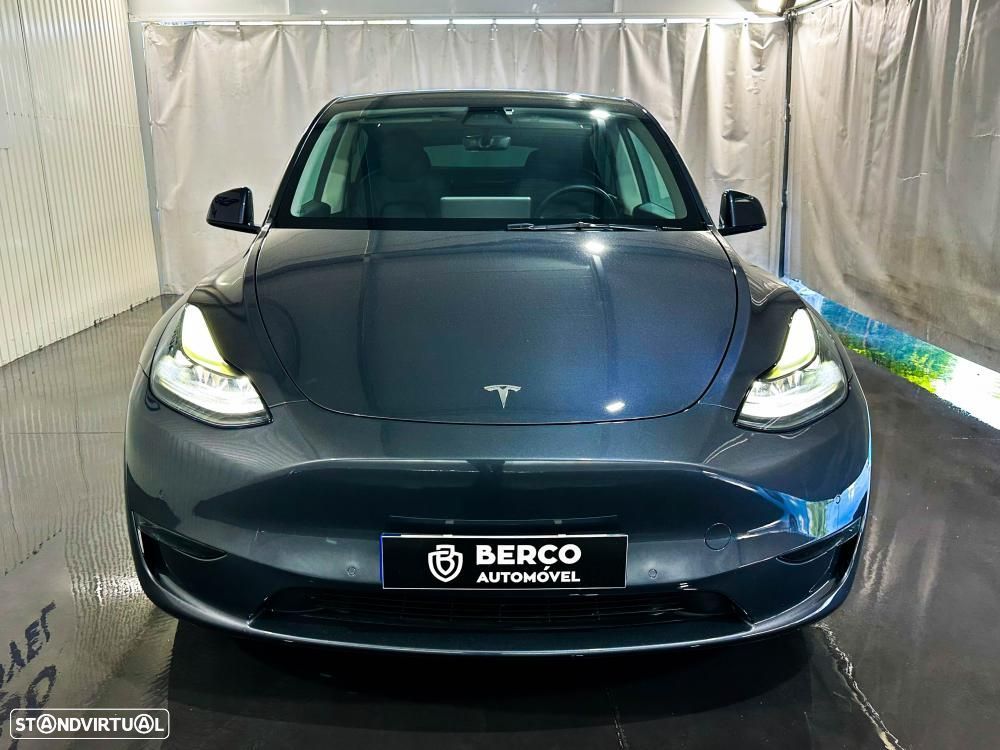 Tesla Model Y Long Range Dual Motor AWD - 3