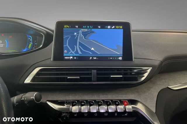 Peugeot 3008 1.6 PureTech HYbrid4 GT Line S&S EAT8 - 9