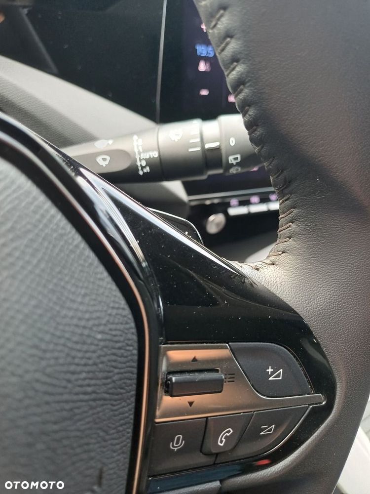 Peugeot 308 - 30