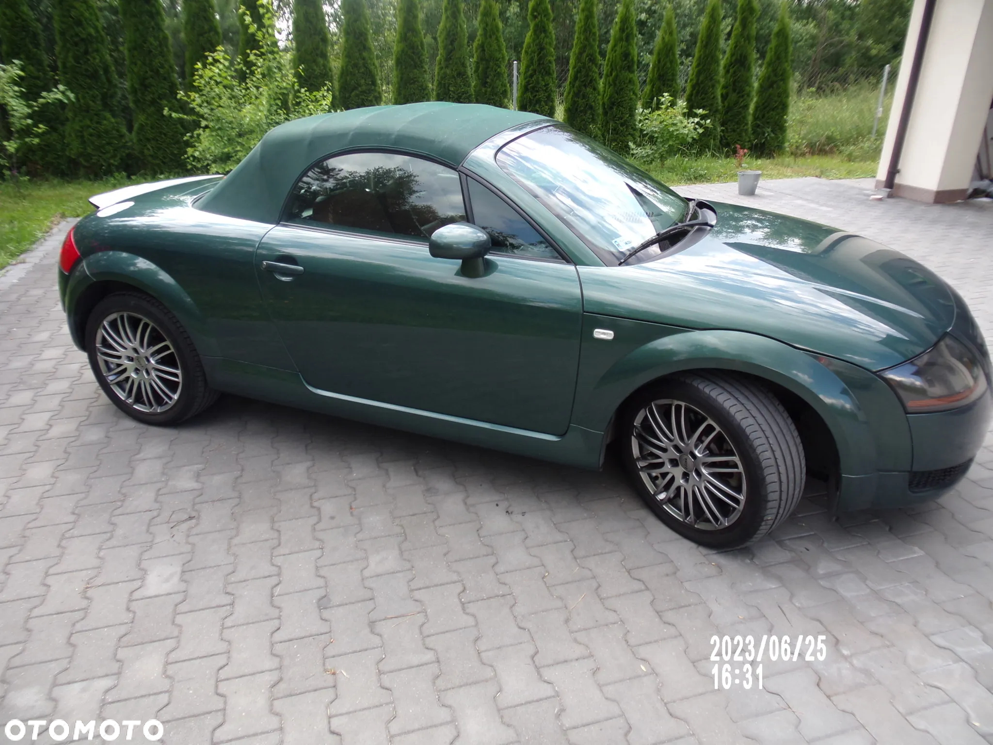 Audi TT Coupé Roadster 1.8T - 22