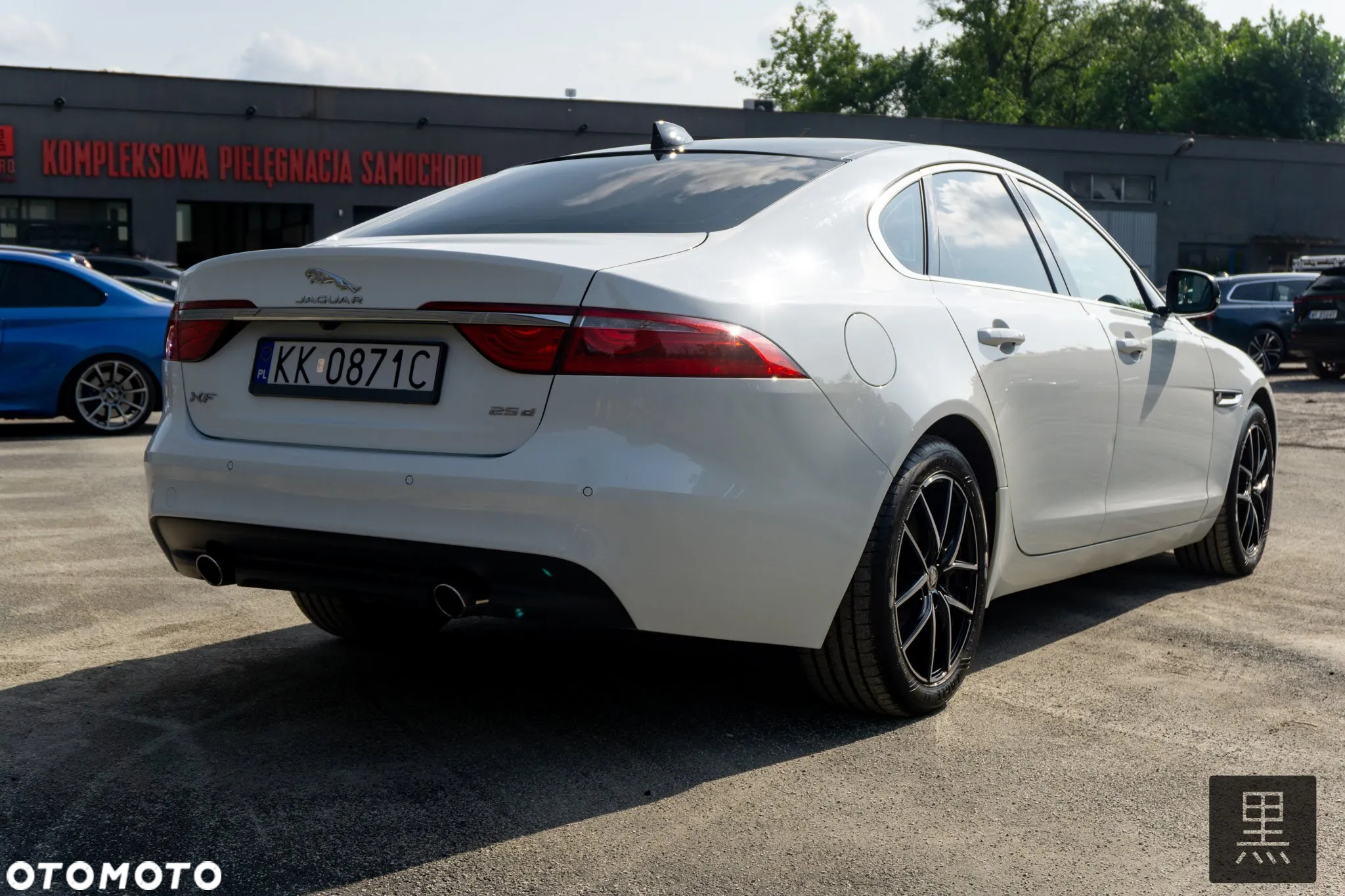 Jaguar XF 2.0 i4D Prestige - 11