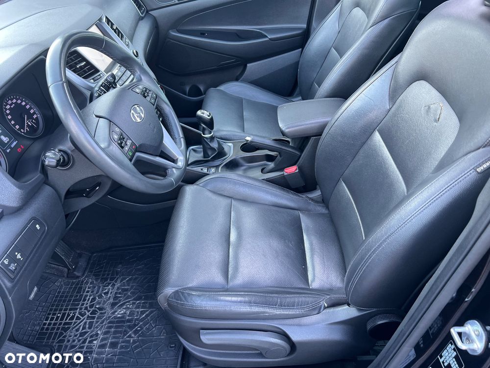 Hyundai Tucson blue 1.7 CRDi 2WD Style - 14