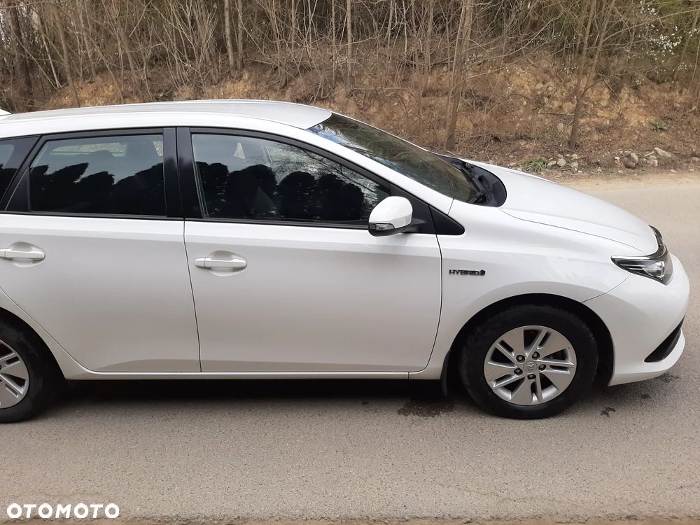 Toyota Auris Hybrid 135 Active - 10
