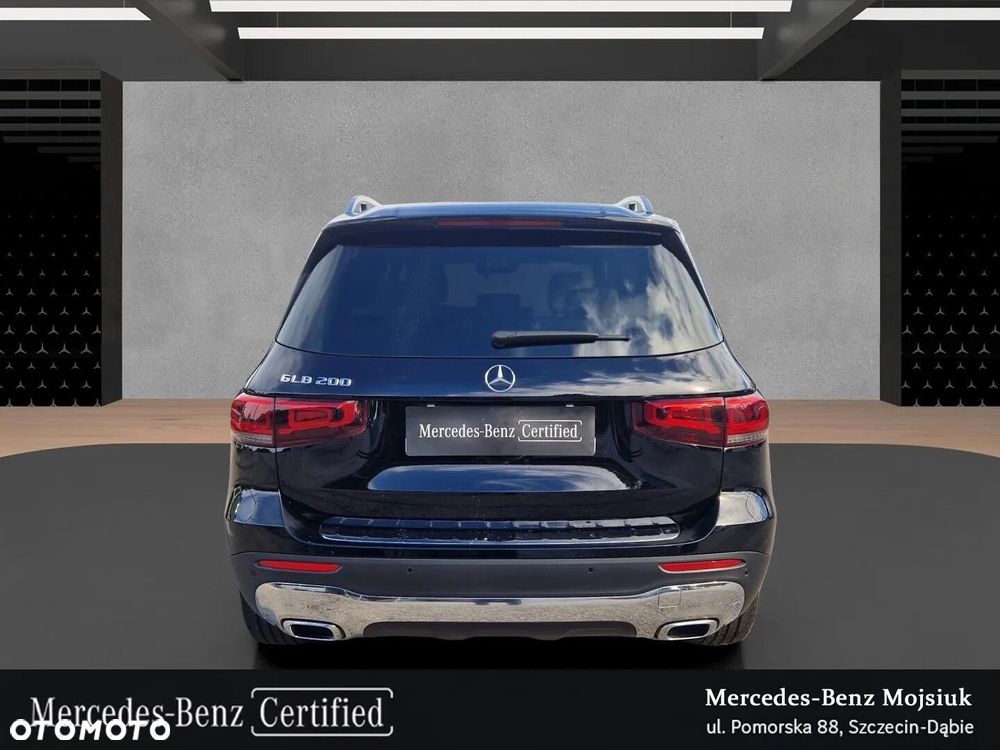 Mercedes-Benz GLB - 6