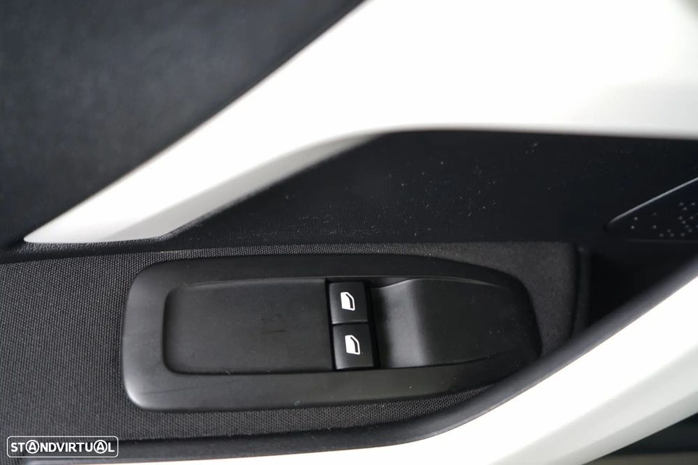 Peugeot 208 1.0 VTi Access - 18