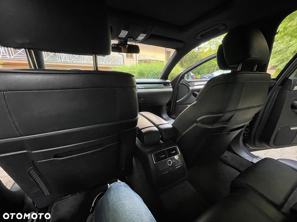 Audi S8 5.2 FSI quattro - 23