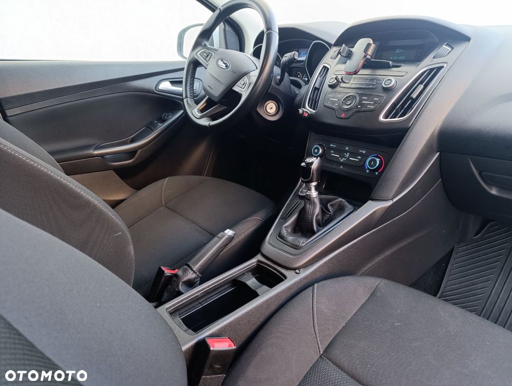 Ford Focus 1.5 TDCi Trend - 11