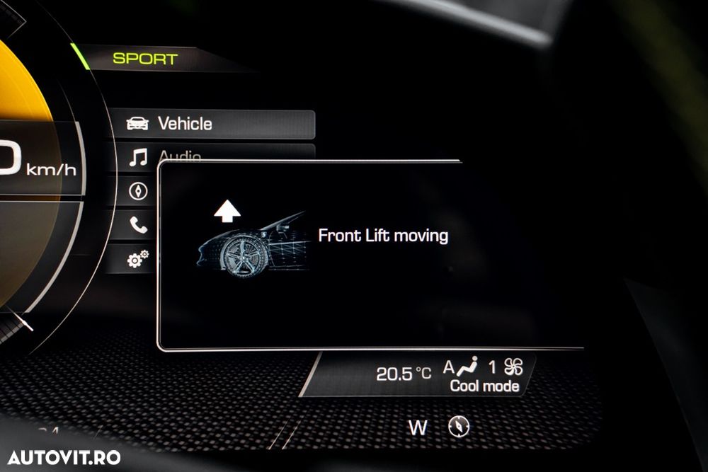 Ferrari 296 GTB - 36