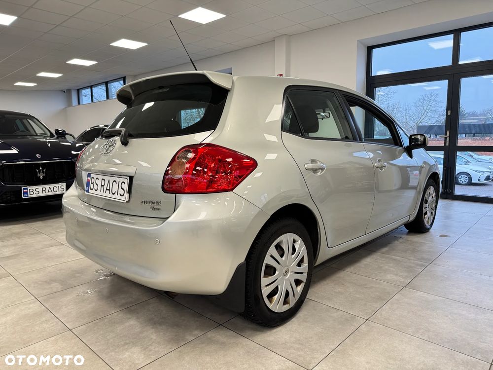 Toyota Auris 1.4 VVT-i Team - 2