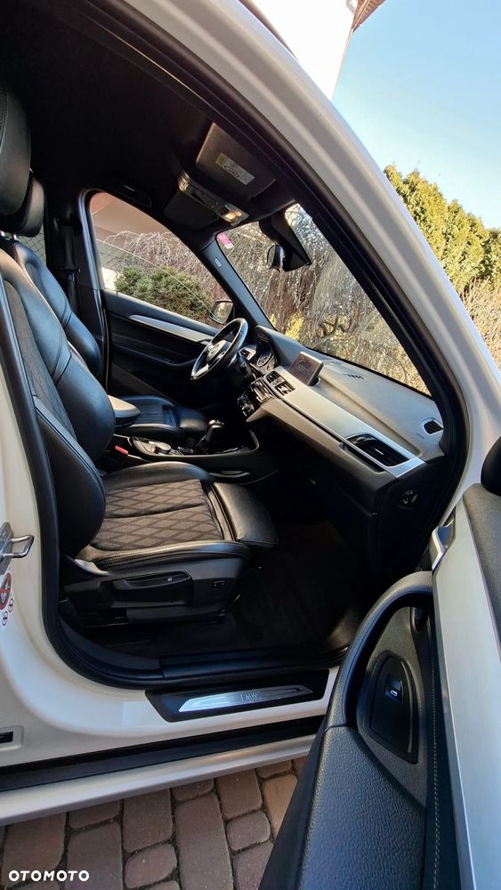 BMW X1 xDrive18d Sport - 23