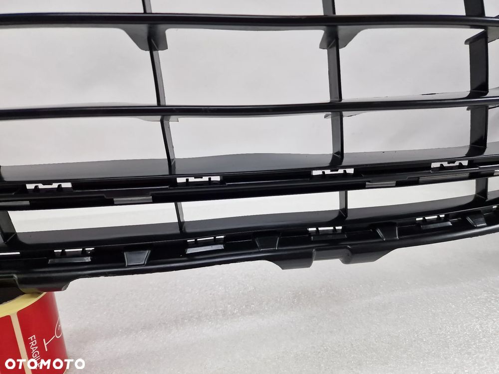 RENAULT ESPACE V 5 14- DOKŁADKA / SPOJLER / KRATKA ŚRODKOWA ZDERZAKA PRZEDNIEGO PRZÓD , NR 622548143R , NR AUKCJI KR406 - 15