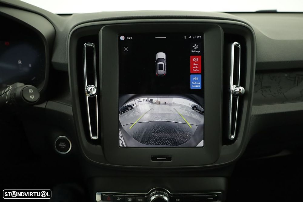 Volvo XC 40 2.0 B3 Essential - 11