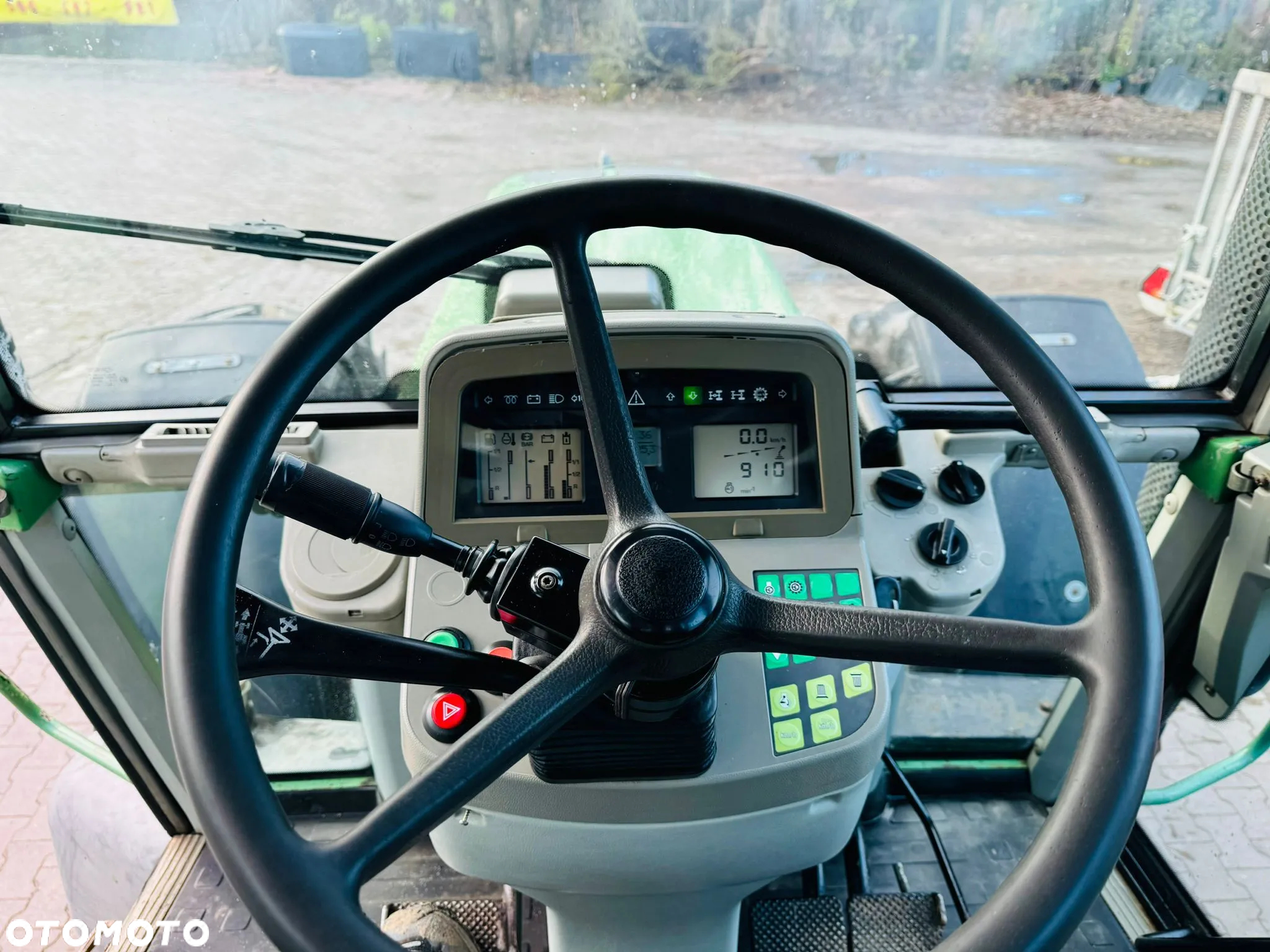 Fendt Favorit 818 - 18