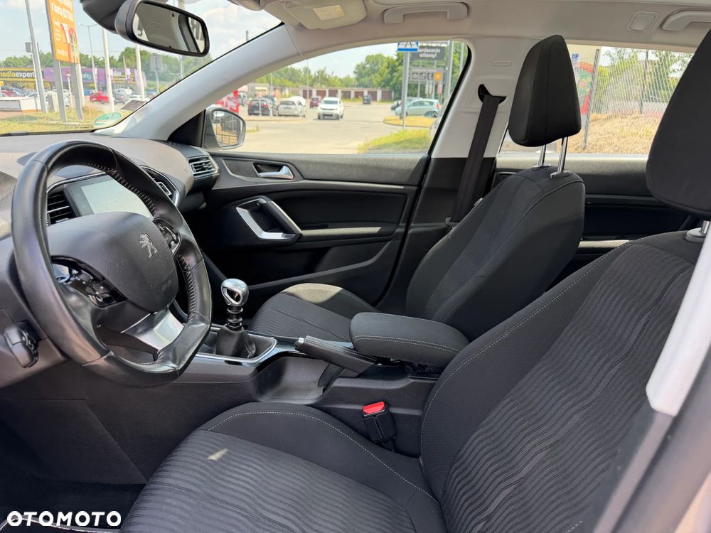 Peugeot 308 1.6 e-HDi Active S&S - 14