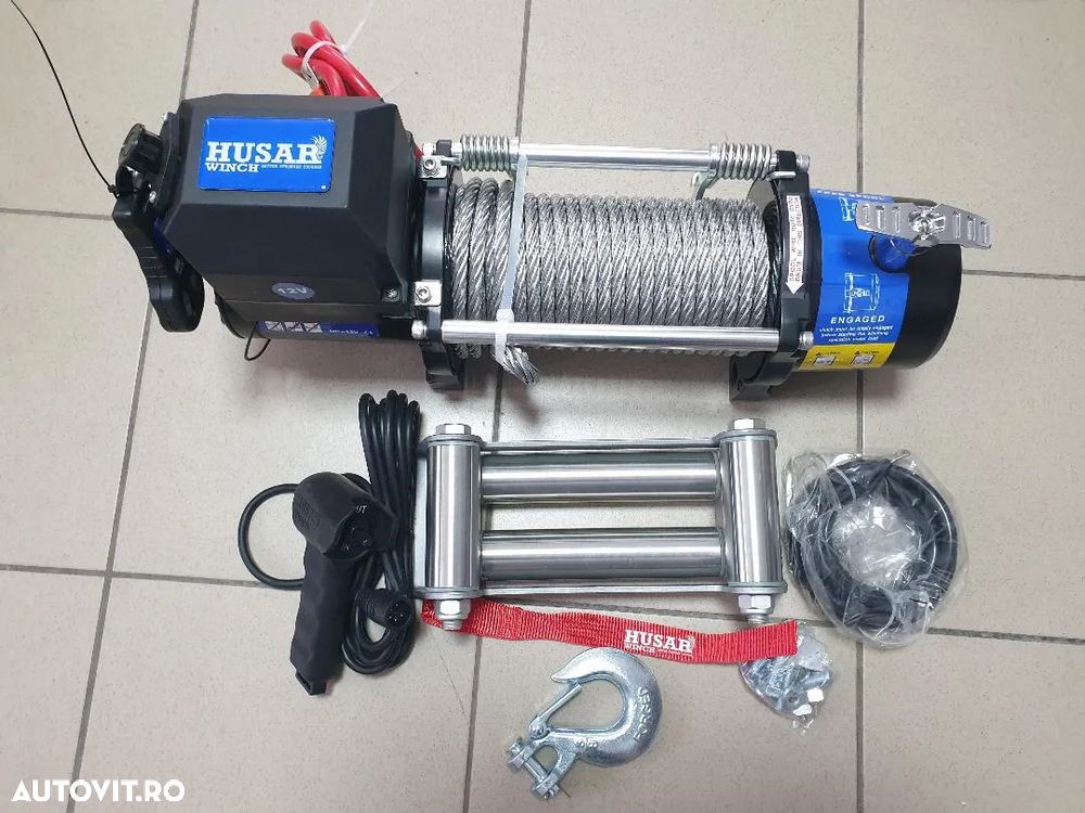 troliu HUSAR WINCH BST S 13000lbs (trage 5897kg) cu dispozitiv rulare corecta cablu - 5