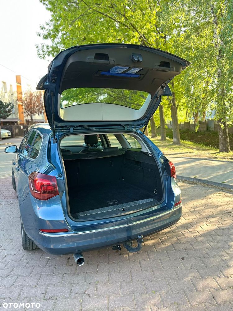 Opel Astra 1.4 T Cosmo S&S EU6 - 10