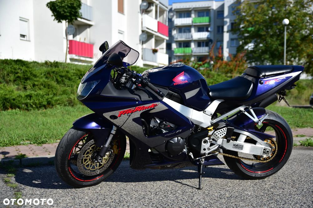 Honda CBR - 9