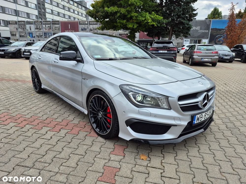 Mercedes-Benz CLA AMG 45 4-Matic - 2