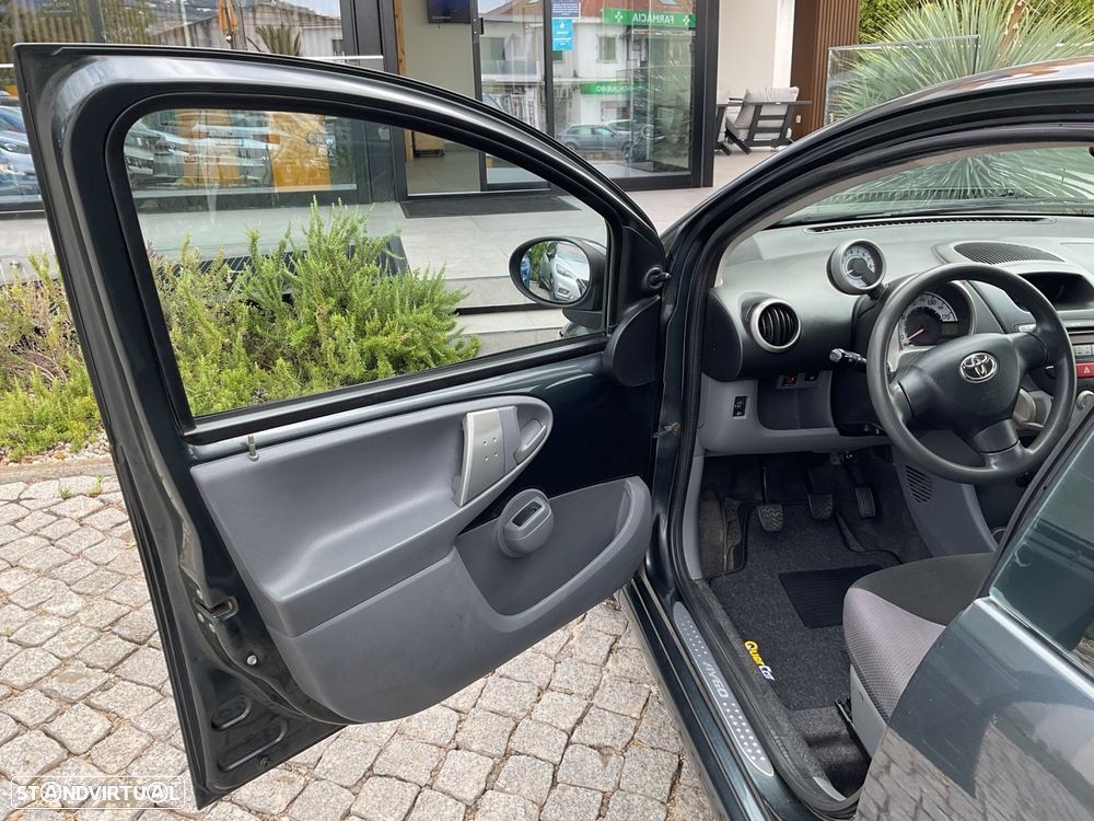 Toyota Aygo 1.0 Orange Edition - 16