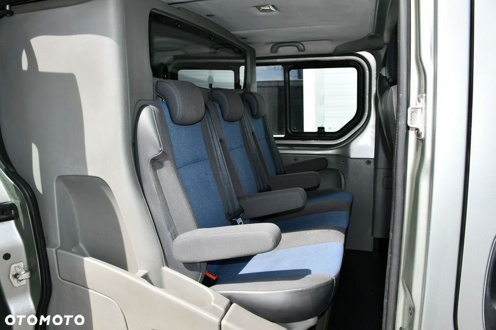 Renault Trafic - 28