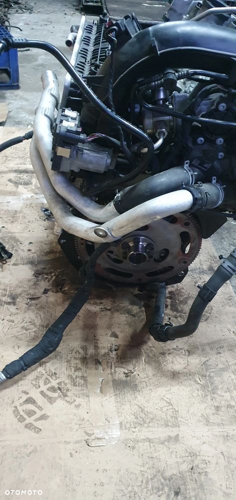 Silnik blok silnika słupek Audi A4 B9 1.4 TFSI CVN - 10