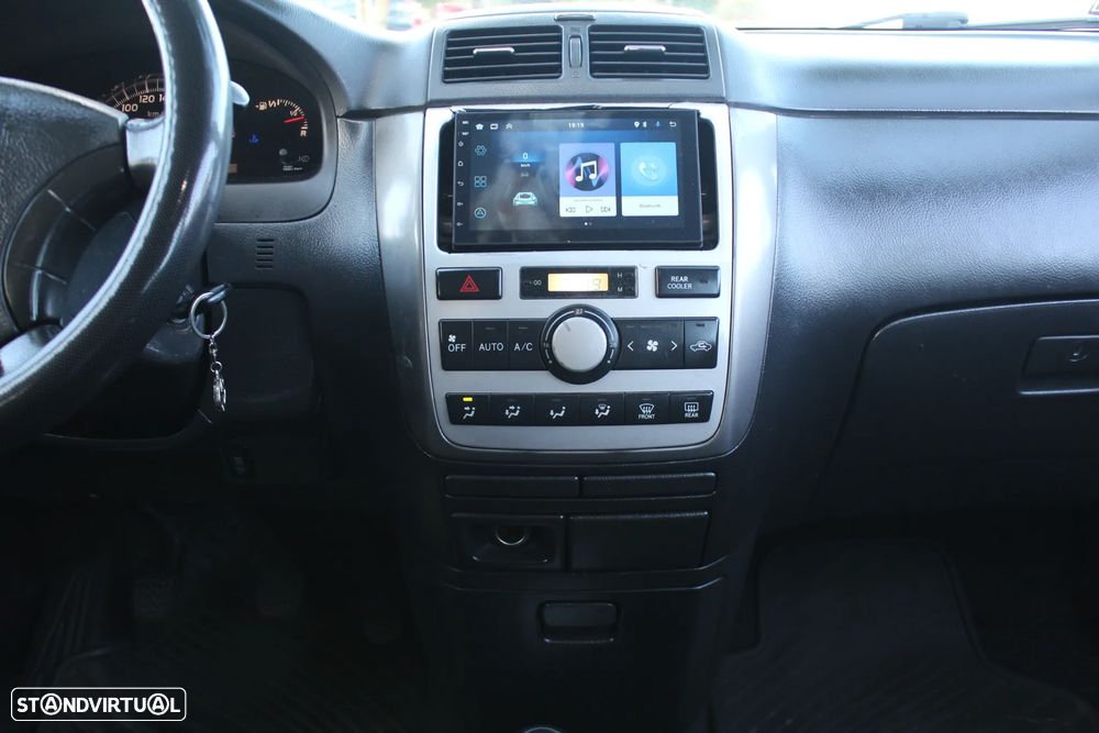 Toyota Avensis Verso 2.0 D-4D Sol - 10