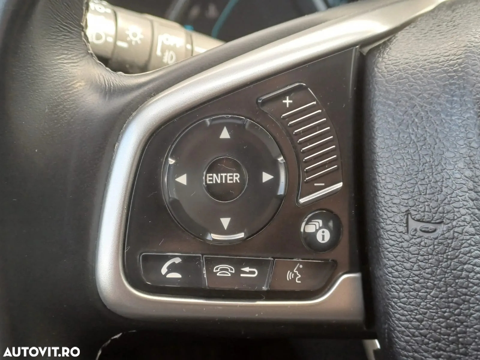 Honda Civic Sedan 1.5 VTEC Turbo Elegance Navi - 17